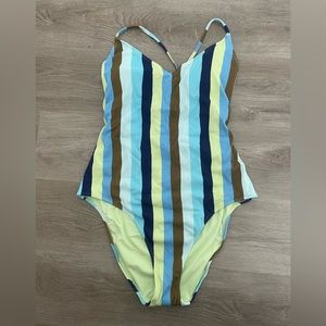 Aerie plus size stripped one piece swimsuit